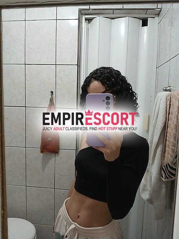 sarinha novinha iniciante oral gostoso sem camisinha
