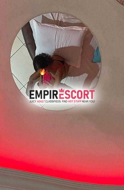 morena completinha totalmente sem frescura