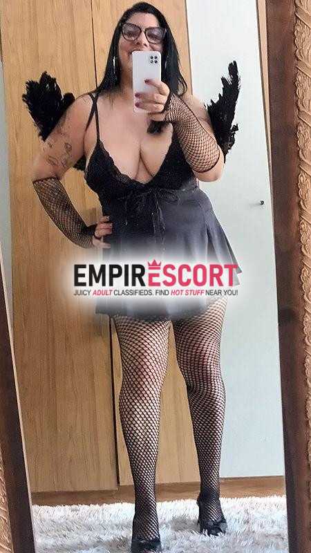 luiza milf peituda gostosa na cidade baixa ambiente climatizado
