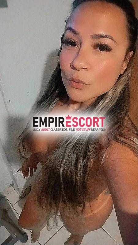 loirinha linda com local na taquara 
 atendimento partir de 80