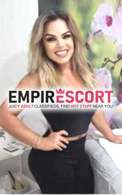 mel venha fazer uma massagem com essa loira linda de arrepiar.