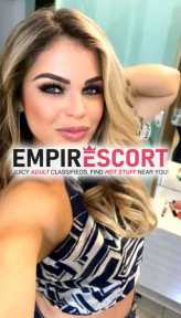 mel venha fazer uma massagem com essa loira linda de arrepiar.