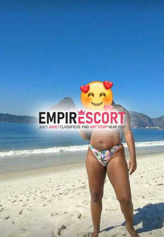 nathannie morena com local cheguei hoje