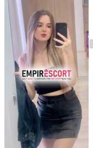 ninfetinha adora sexo romântico