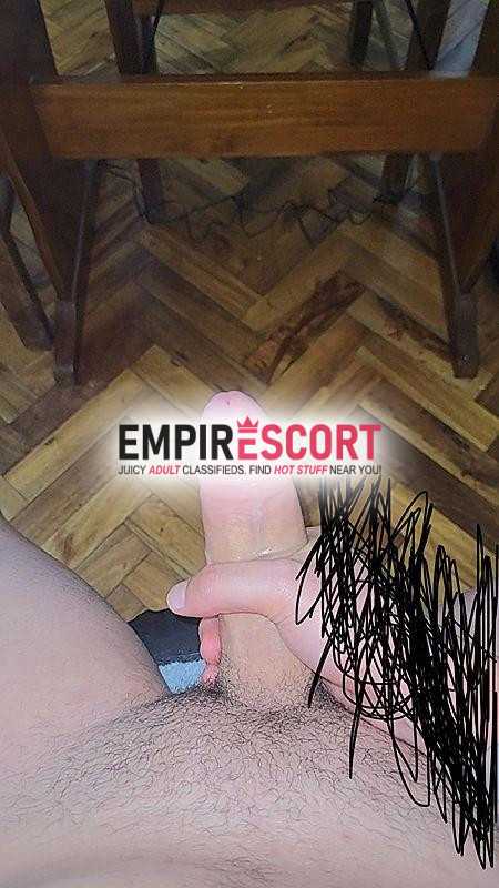 discreto e atencioso