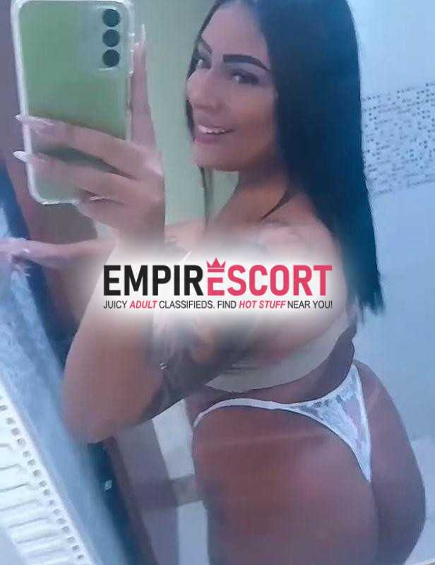 novidade na cidade morena tatuada bem safada na cama
