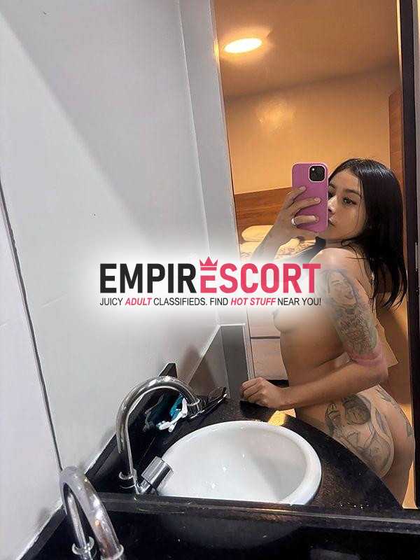 oi mores me chamo patyzinha tenho 18 aninhos 
sou morena estilo magrinha 
baixinha delicada to aqui pra atender voce com amor e carinho meu trabal