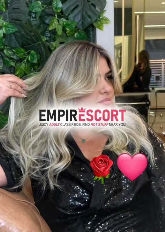 loira bronzeada com oral de enlouquecer