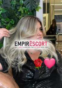 loira bronzeada com oral de enlouquecer