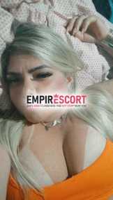 loira bronzeada com oral de enlouquecer