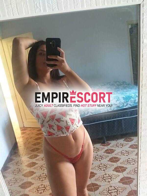 branquinha safadinha disponível com local próprio 💕