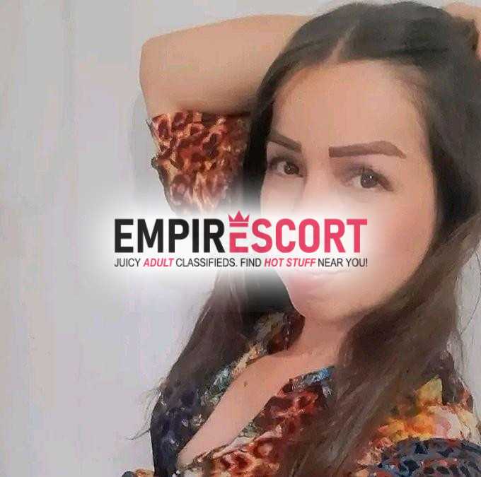 universitária disponível 🥰 faço saída de acompanhante e programa tenho 23 anos uma bela mulher😍