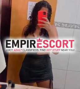 morena encaracolada presencial e por vídeo chamadas.