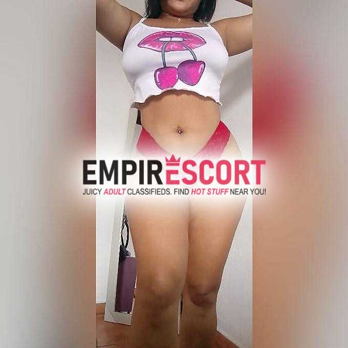 vem gozar gostoso na minha boquinha quente😋