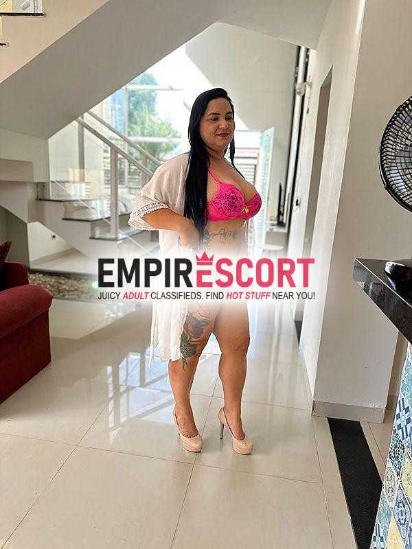sabrina massagem que voce precisa esta aqui te esperando
venha me conheÇer e aprender o lado gostoso vida
