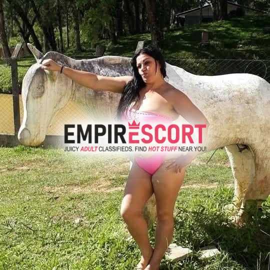 coroa carinhosa experiente dominadora atendo homens e mulheres e casais com local 24h venha namorar um pouquinho