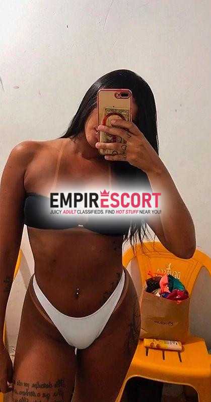 sabrina morena com local dos cabelos longos cintura fina fogosa doida p te prazer 🥰 sou uma bbzinha para vc pegar no colo 🔥