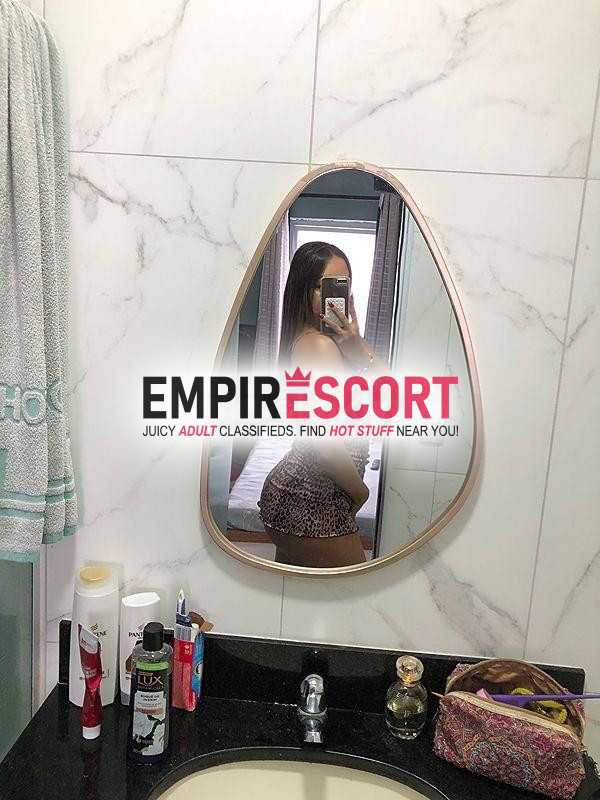 morena safadinha cavalona do jeito que vocês gostam 😈🥵🥰