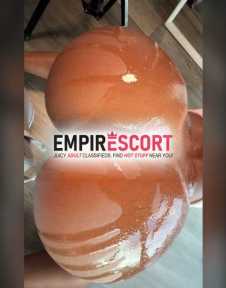negra buceta apertada e cheirosa masturbo seu cacete duro até gozar nos meus peitos ou bunda