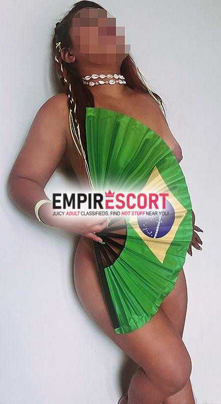 acesse se vc procura um encontro natural e envolvente com uma bela mulata de curvas generosas e excitantes…