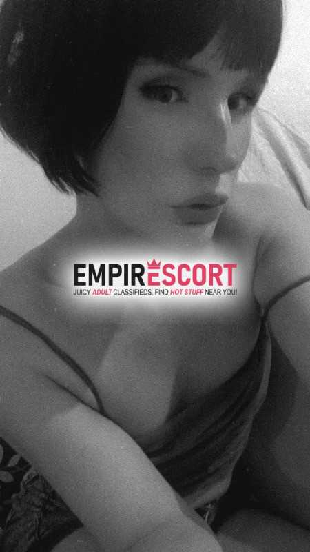 transex larah thayne
