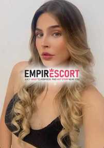 loira novinha toda natural com local próprio.