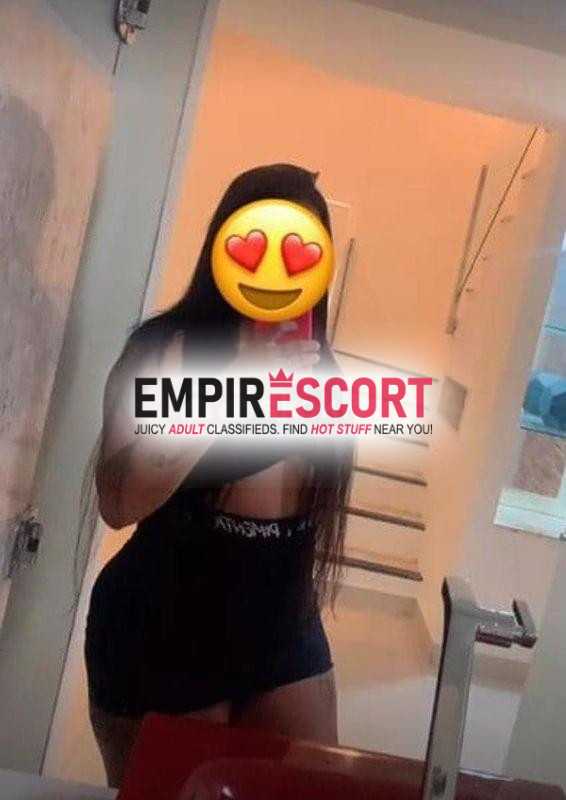 olá sou uma morena gostosa tenho local ta 70 rápidinha