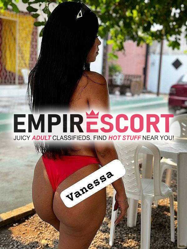 👑 vanessa tenho local próprio com piscina é garagem 👑 piscina liberada é cerveja gelada