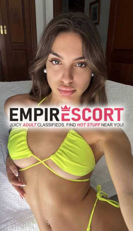 oi lindos me chamo lorena uma acompanhante de luxo uma morena linda com lábios carnudos uma acompanhante pra homens exigentes.