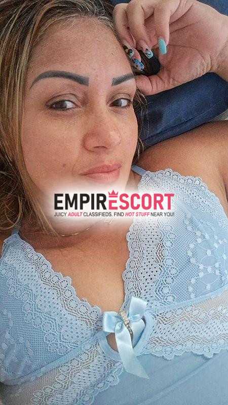 olá estou atendendo hoje pedido eu laís rainha do melhor oral natural em tudo sou tranquila e muito safada.
