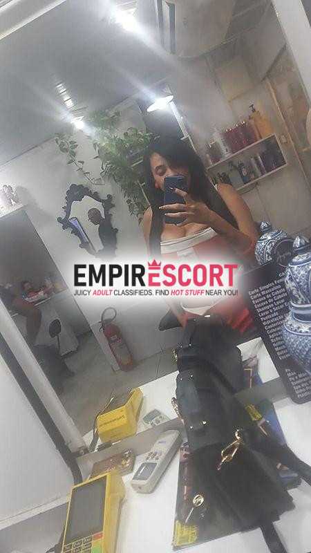 kamila massagista em curta temporada local discreto