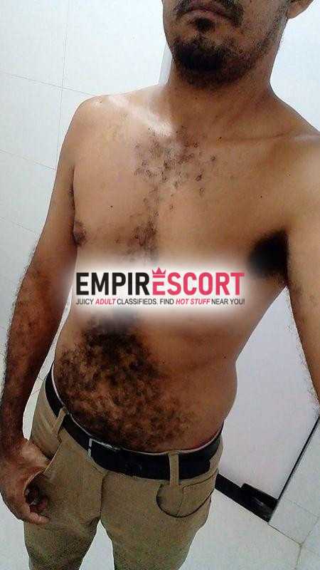 moreno solteiro doador de sêmen para mulher ou casal que quer muito um filho ou filha.