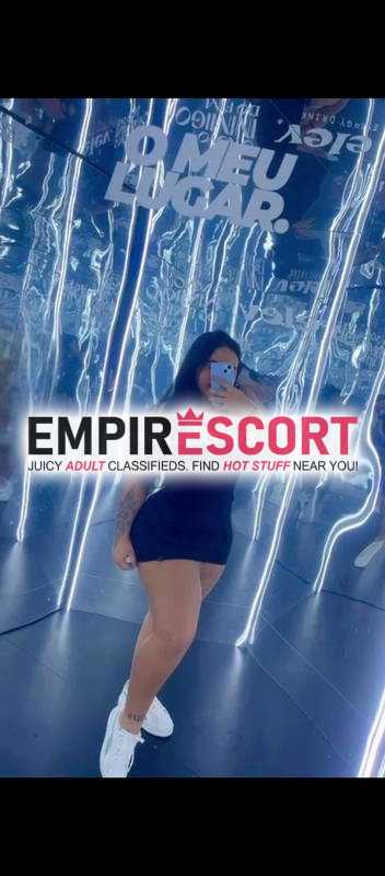 morena do bumbum e seios grandes natural