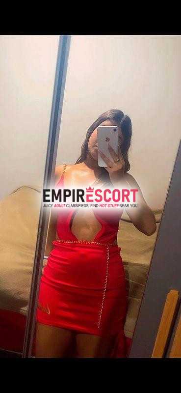 - nicole 18 anos - novinha delicia sem frescura comecei agora novinha cheirosa
