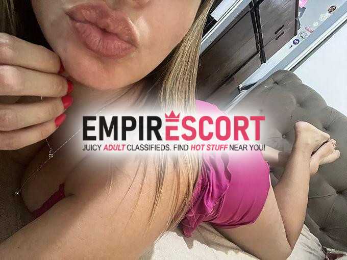 faço anal 👌🏼loira magrinha siliconadinha😈🔥😋 primeira vez no site