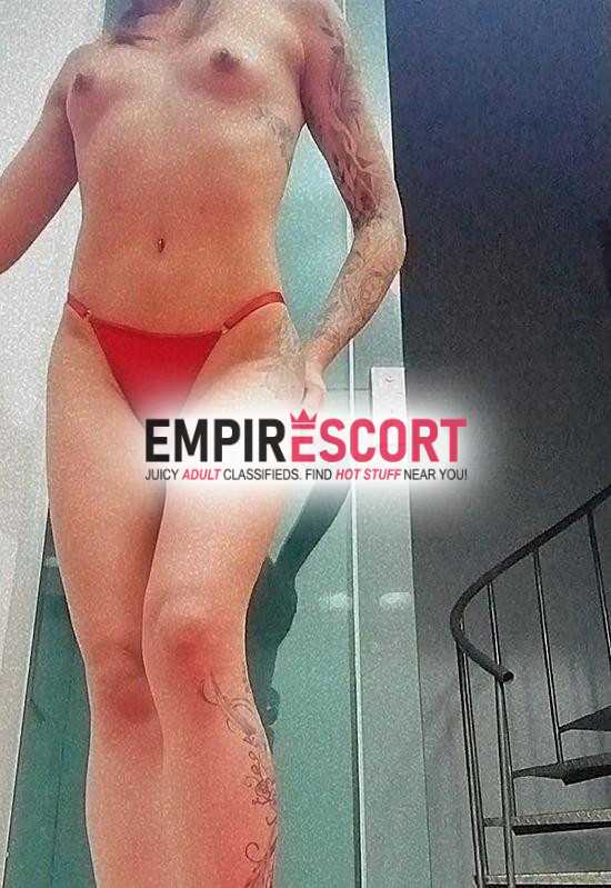 magrinha deliciosa fazendo um oral molhadinho e irresistível… bem apertadinha e cheia de tesão 😈