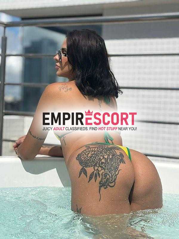 bonequinha do prazer 
estou por poucos dias na cidade com local 😋 😋 😋