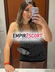 vitoria dona do cuzinho guloso sento e rebolo gostoso oral extremamente babadinho e guloso 🤤😍