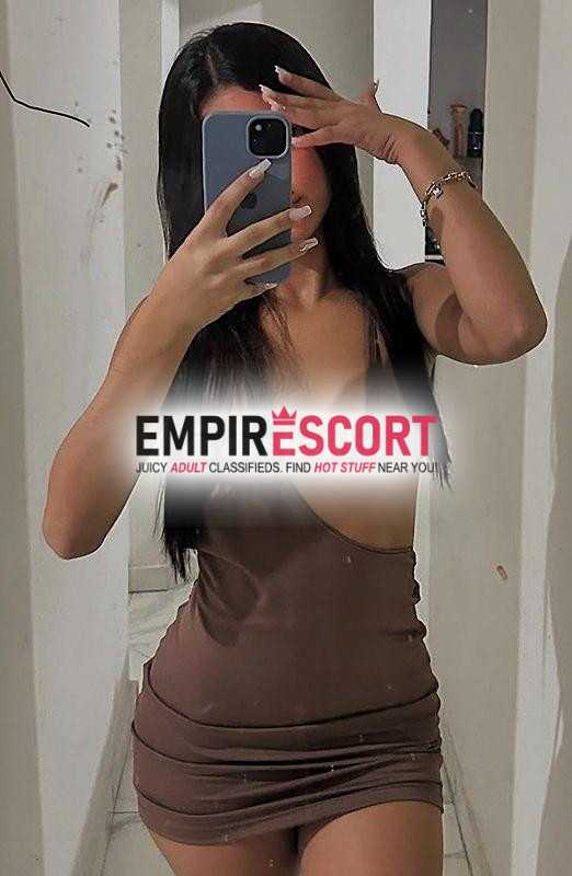 shofia ninfa gulosa por pica na bucetinha e na boquinha vem socar vem