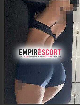 linda magrinha rabuda top com local disponível 🔥