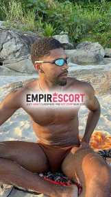 preto leitador soca fundo