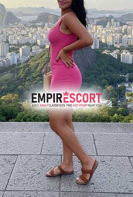 morena linda do peitão com local
