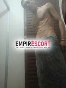 acompanhante masculino alto moreno e tatuado – discreto e completo