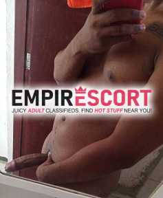 negão malhado e bem dotado. sigilo total. limpo e cheiroso.