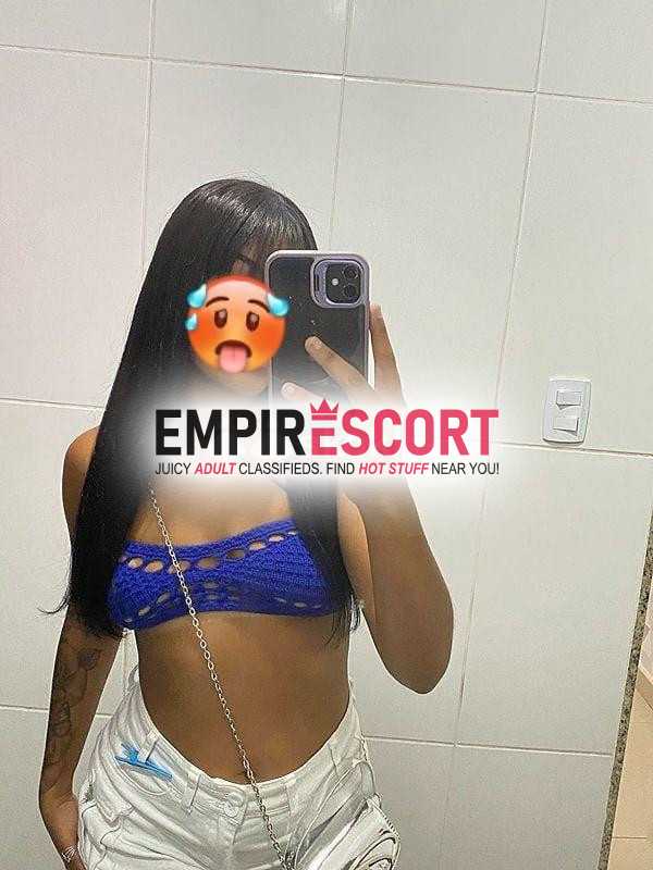 novinha dotada vem fuder gostoso na bucetinha quentinha 🥵