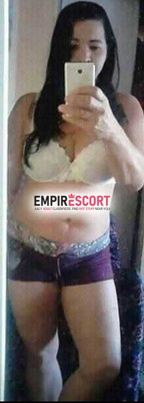 50 reais rapidinha 
70 reais meia hora normal 1 gozada 
120 meia hora com anal incluso 1 gozada 
doida p aquela chupada e fazer aquele sexo co