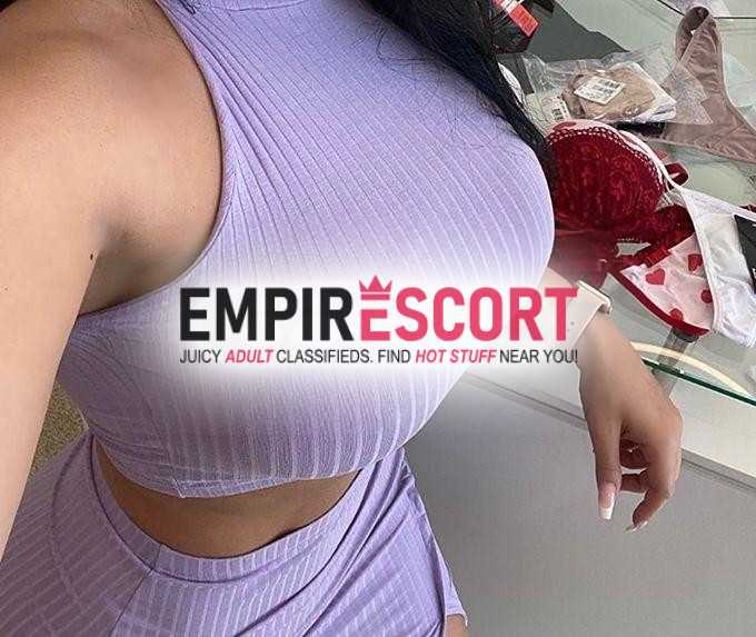 micaela que adora uma sentada gostosa. bem gostosinha vem conferir amor