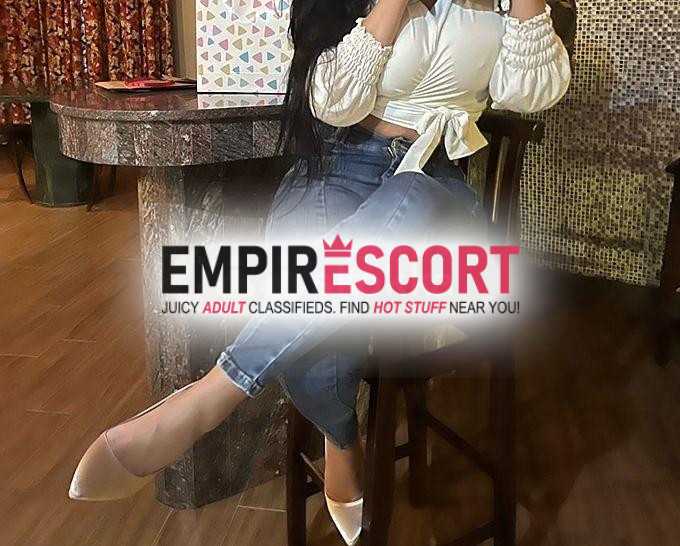 micaela que adora uma sentada gostosa. bem gostosinha vem conferir amor