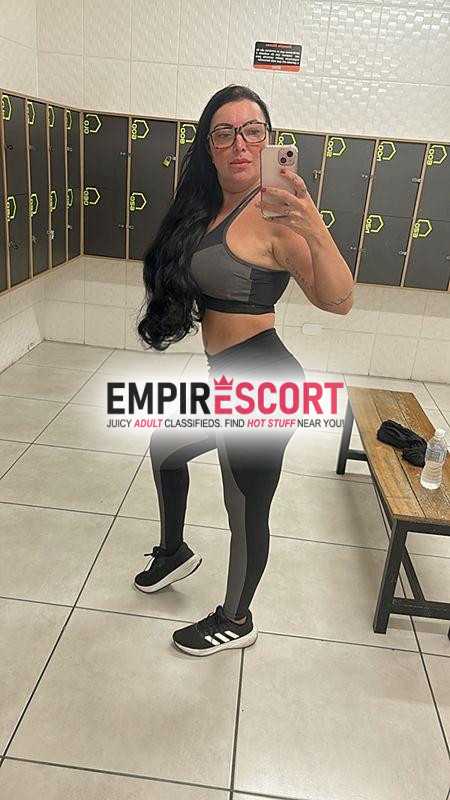 amanda sapequinha chupo até o final e faço anal