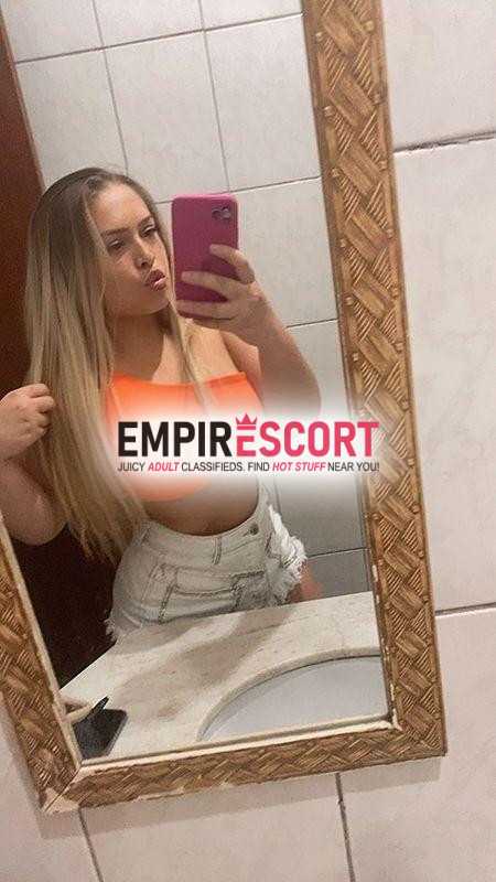 loira corpo natural bunda grande disponível